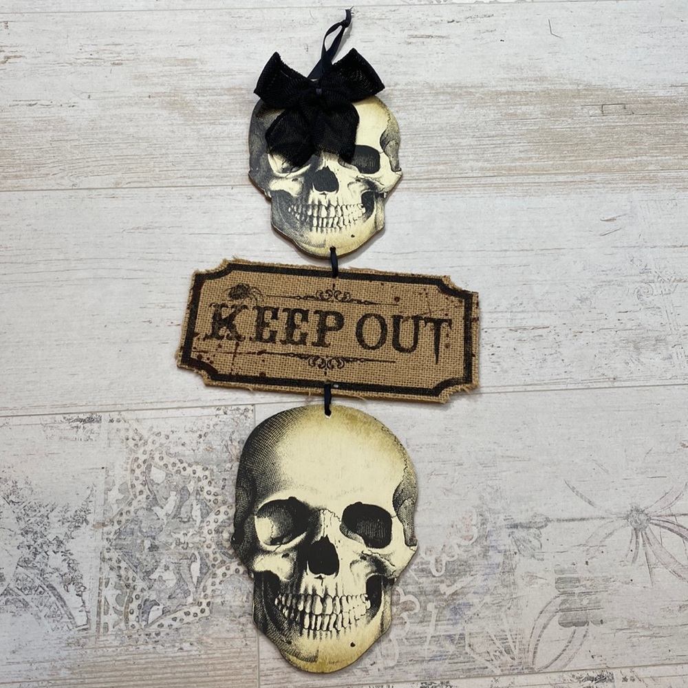Halloween Skulls Keep Out Hanging Sign
